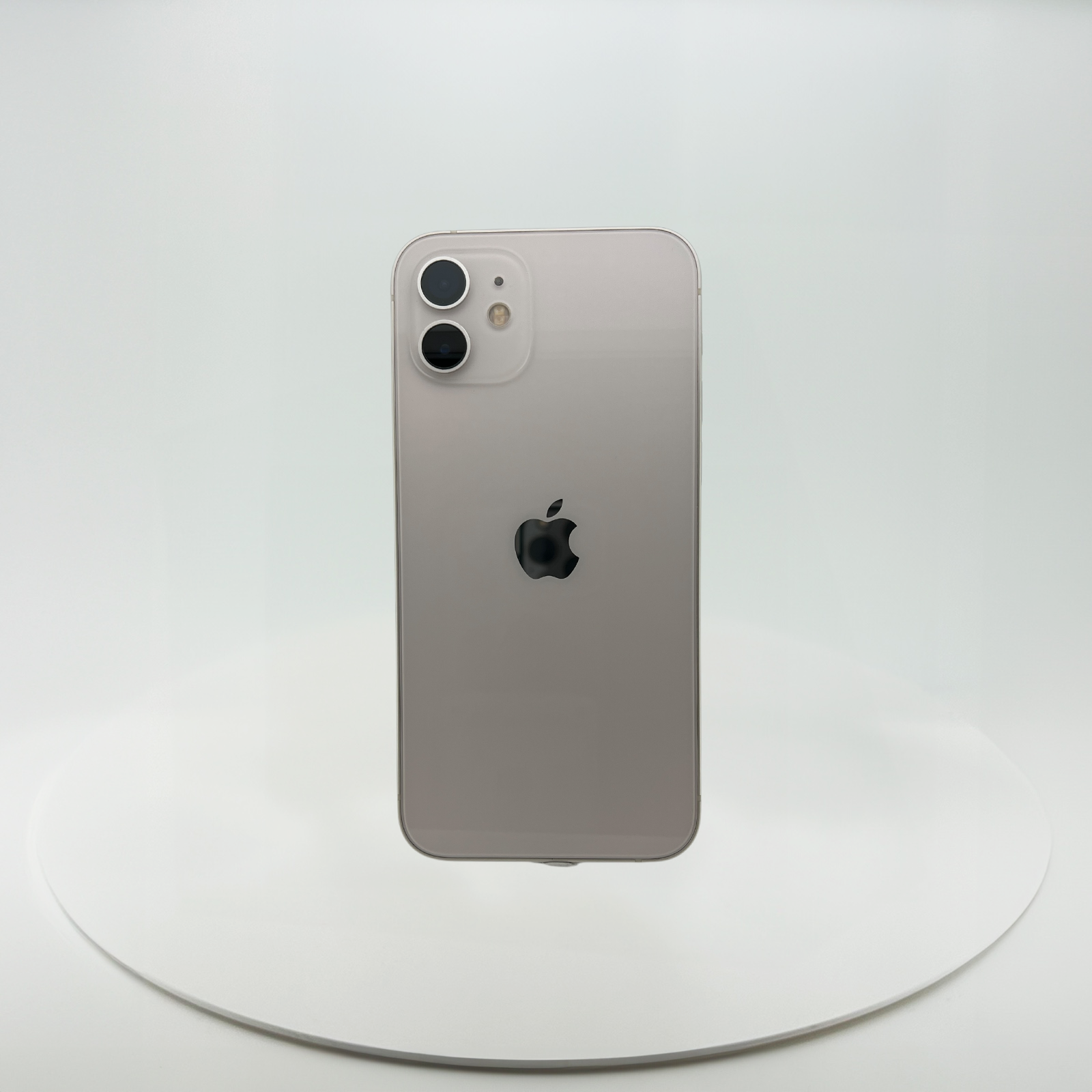 (中古手機) iPhone 12 64GB 白色，iReborn香港精選中古iPhone平台，提供iPhone 8至14 Pro Max多款型號，價格由$899起，支持免費預留及到店驗貨服務，享受安全購物體驗