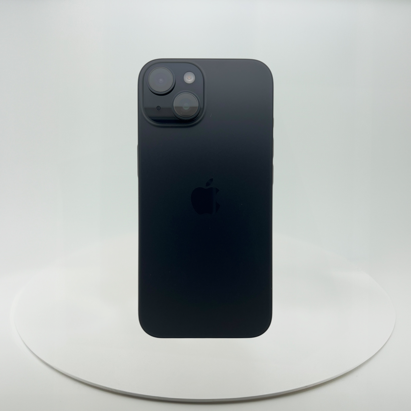 (中古手機) iPhone 15 128GB 黑色，iReborn香港精選中古iPhone平台，提供iPhone 8至14 Pro Max多款型號，價格由$899起，支持免費預留及到店驗貨服務，享受安全購物體驗