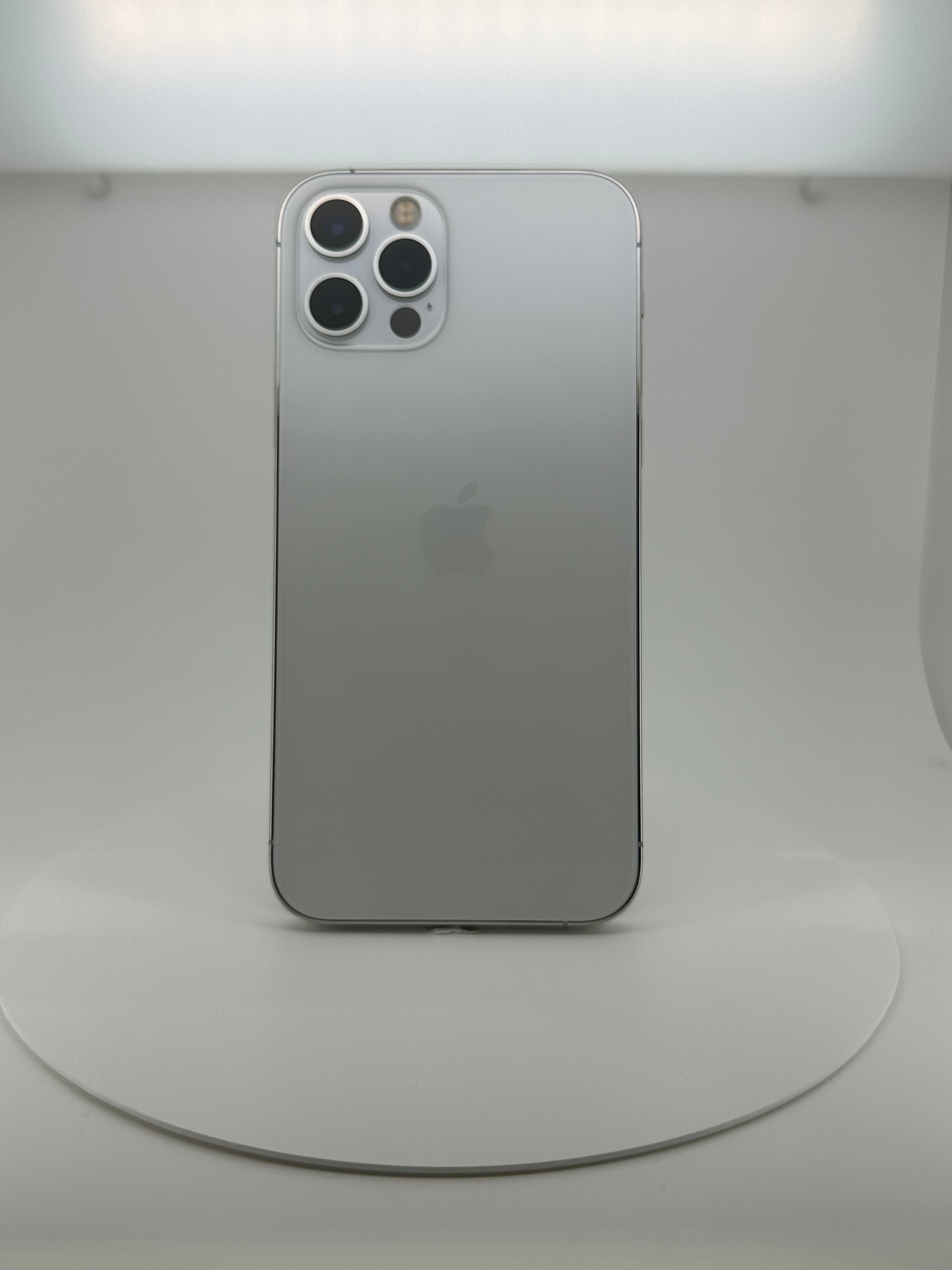 (中古手機) iPhone 12 Pro 512GB 白色，iReborn香港精選中古iPhone平台，提供iPhone 8至14 Pro Max多款型號，價格由$899起，支持免費預留及到店驗貨服務，享受安全購物體驗