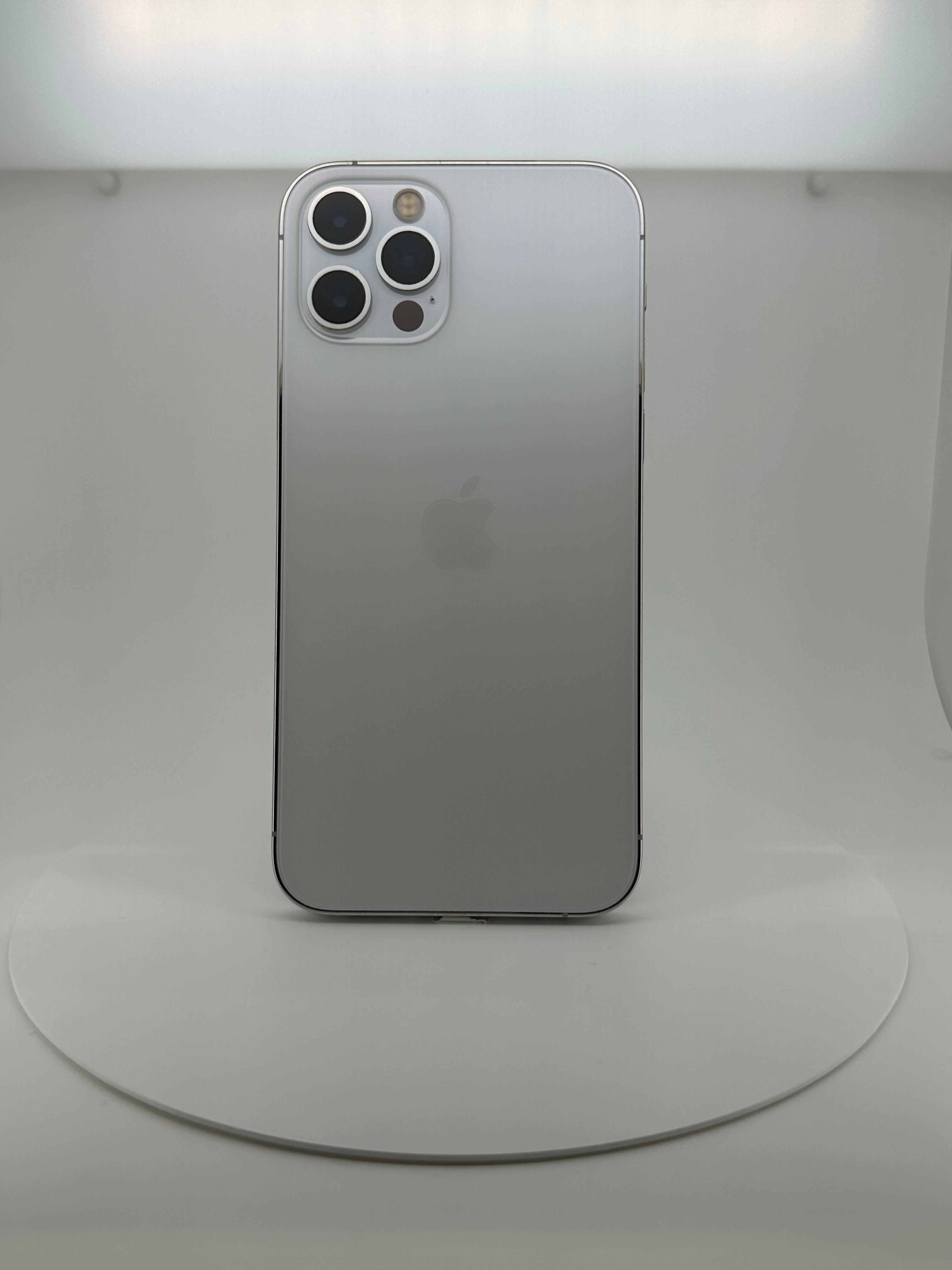 (中古手機) iPhone 12 Pro 512GB 白色，iReborn香港精選中古iPhone平台，提供iPhone 8至14 Pro Max多款型號，價格由$899起，支持免費預留及到店驗貨服務，享受安全購物體驗